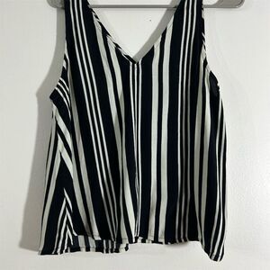 BP. Nordstrom Women's Striped V-Neck Sleeveless Tank Top Size S